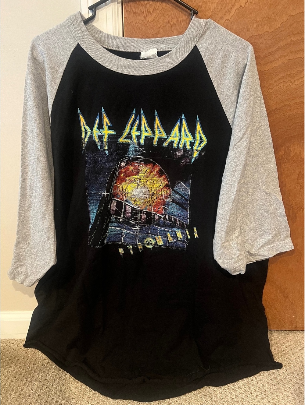 Def Leppard 3/4 Sleeve Shirt